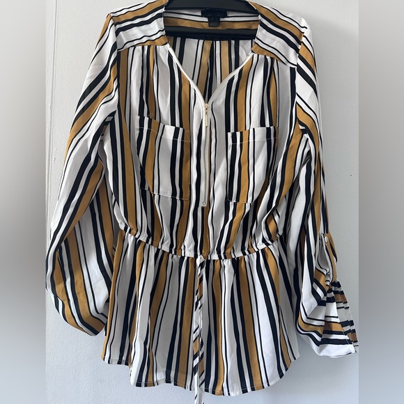 Blouse - Picture 1 of 2